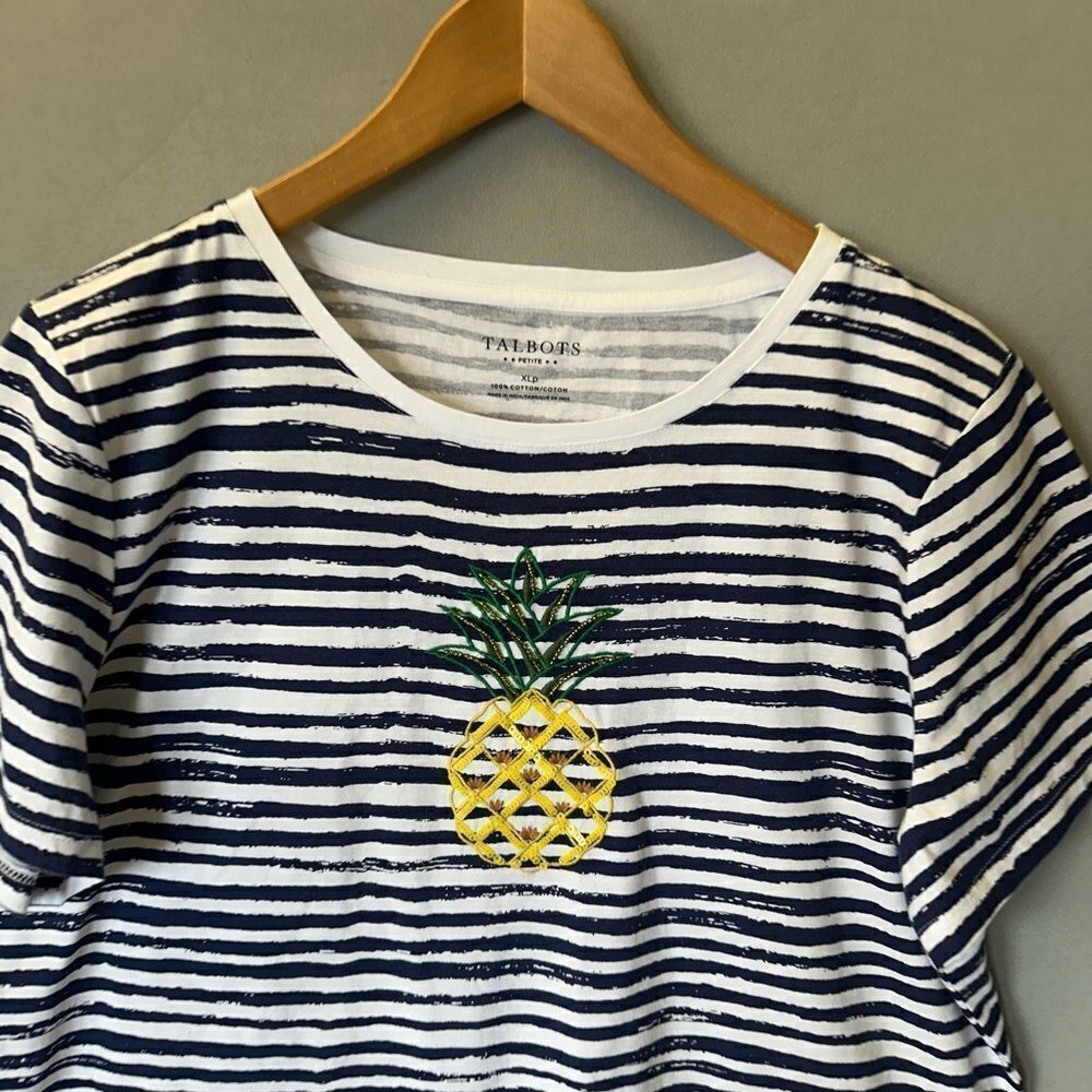 🎉5 for $45 🎉Talbots Tshirt Top Blouse Size XLP pineapple - Picture 3 of 8